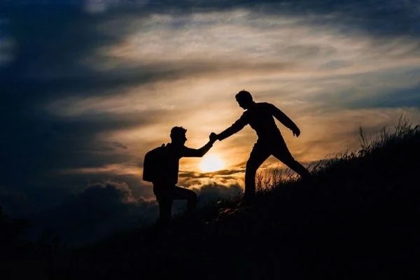 TÌNH BẠN TRƯỞNG THÀNH – KHI KHÔNG CÒN CẦN NHAU MỖI&nbsp;NGÀY