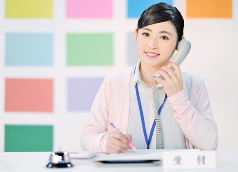 Cách nói chuyện điện thoại trong công ty Nhật – Không phải cứ alo là&nbsp;xong!